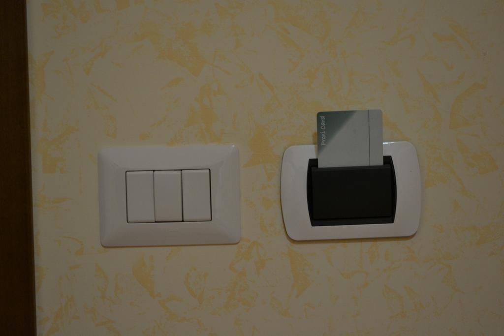 Tucci'S Roma Guest House Exterior foto
