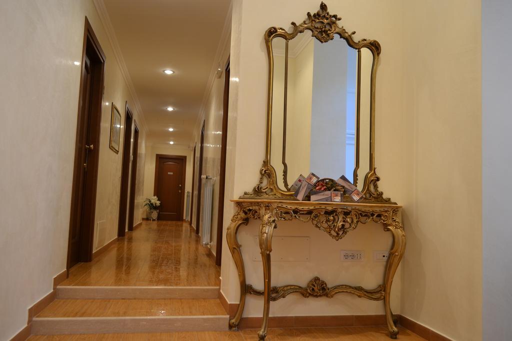 Tucci'S Roma Guest House Habitación foto